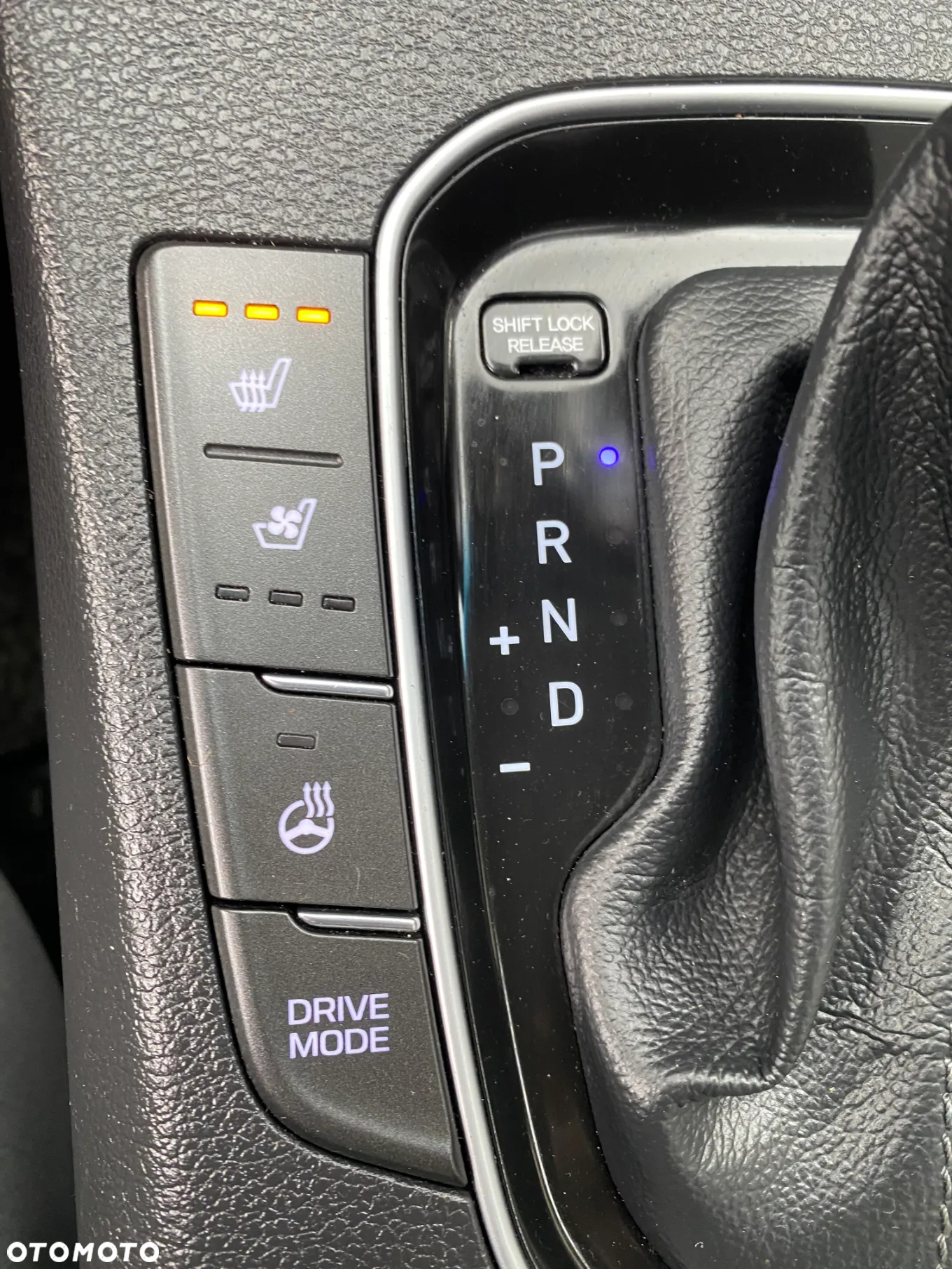 Hyundai i30 1.6 D Premium DCT - 32