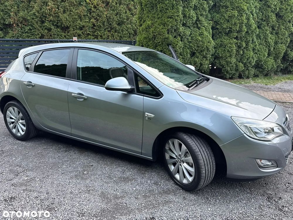 Opel Astra - 35