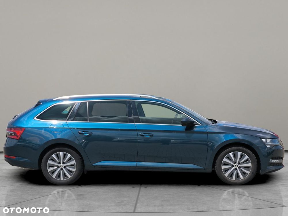 Skoda Superb 2.0 TSI Style DSG - 8