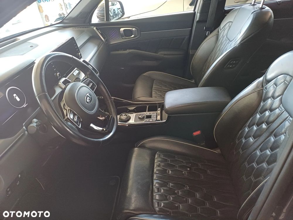 Kia Sorento - 13