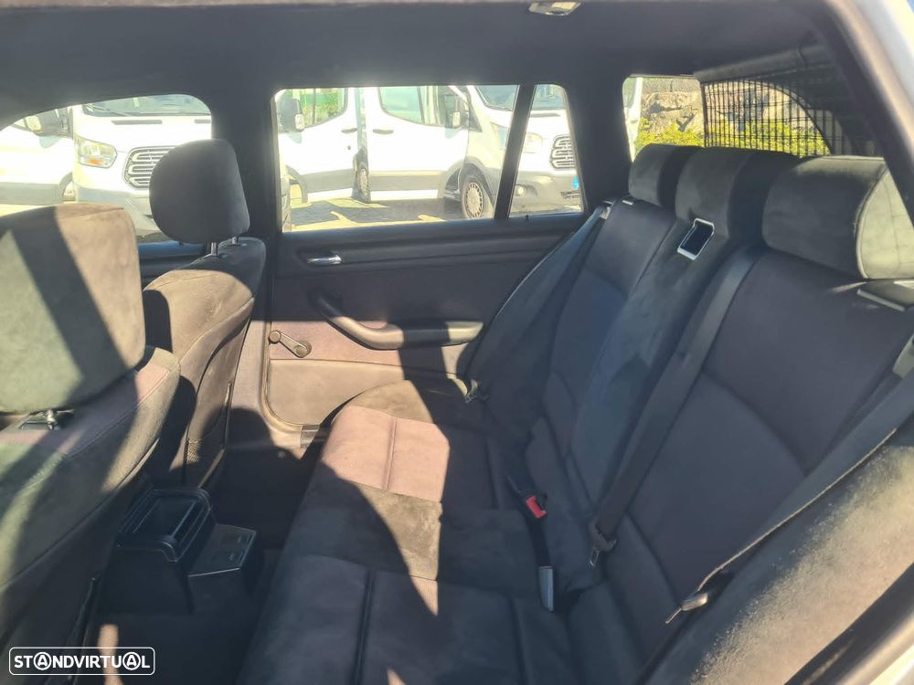 BMW 320 dA Navigator - 8