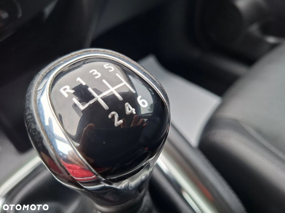 Nissan Qashqai 1.6 DCi ALL-MODE 4x4i TEKNA - 23