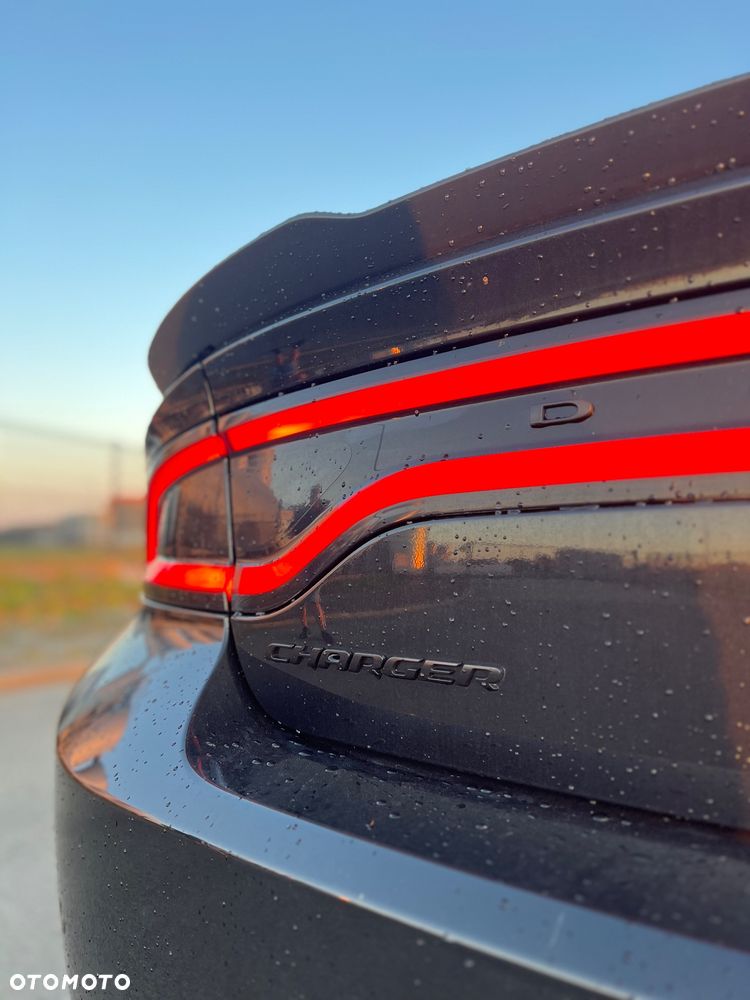 Dodge Charger 5.7 R/T - 9