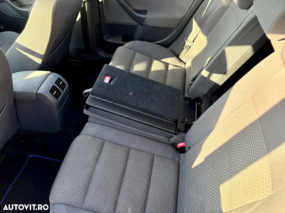 Volkswagen Golf 1.4 TSI Highline - 35