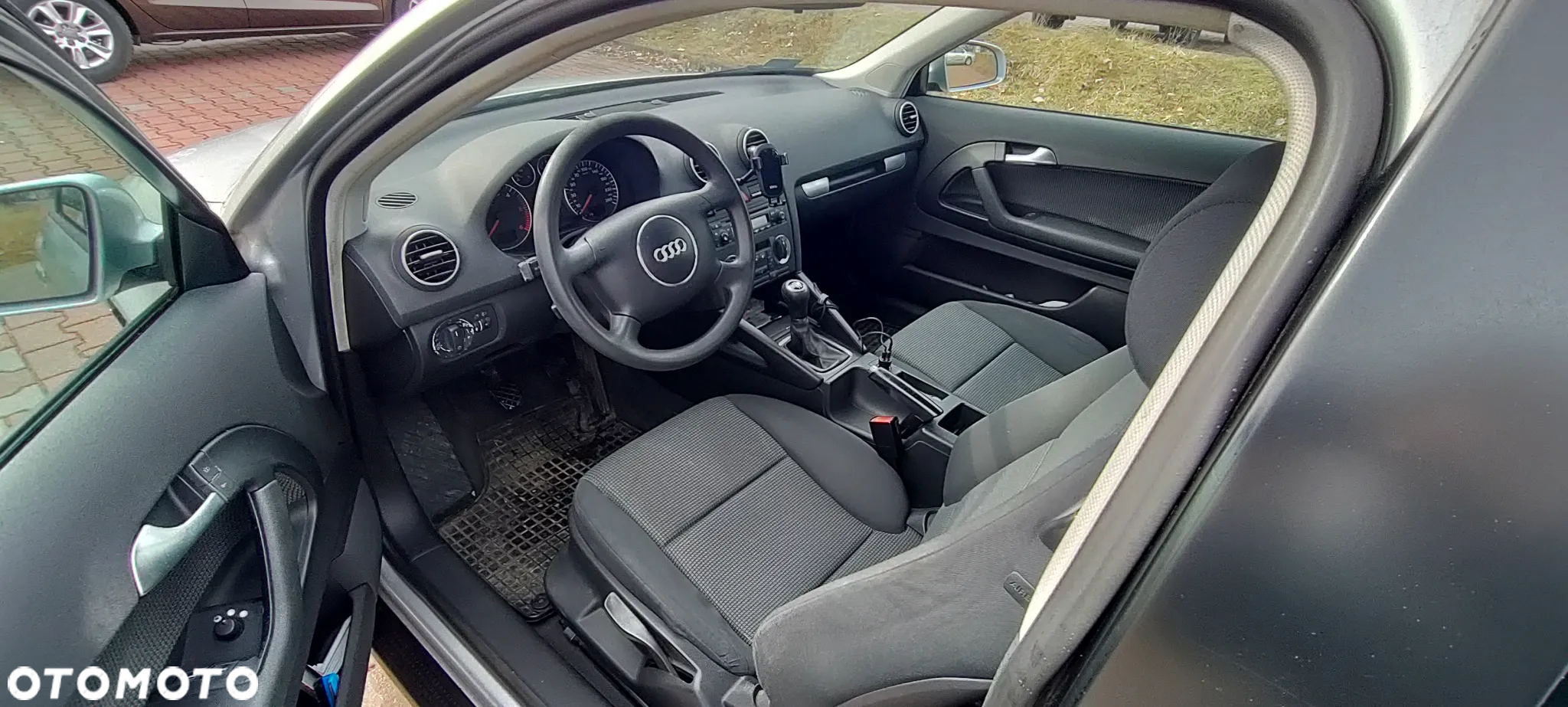 Audi A3 1.9 TDI Attraction - 8
