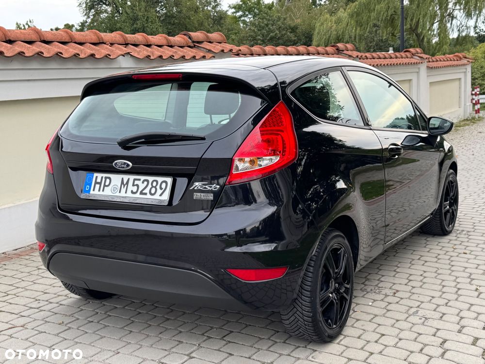 Ford Fiesta - 34