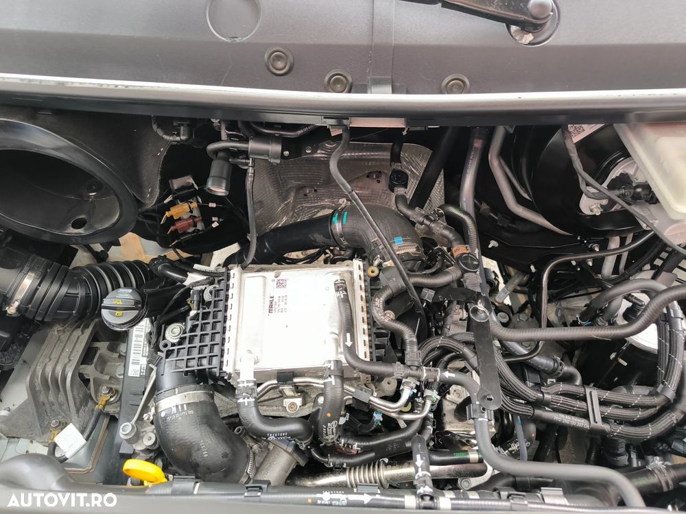 Volkswagen Crafter - 13