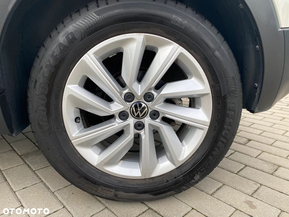 Volkswagen T-Cross 1.0 TSI Active DSG - 12