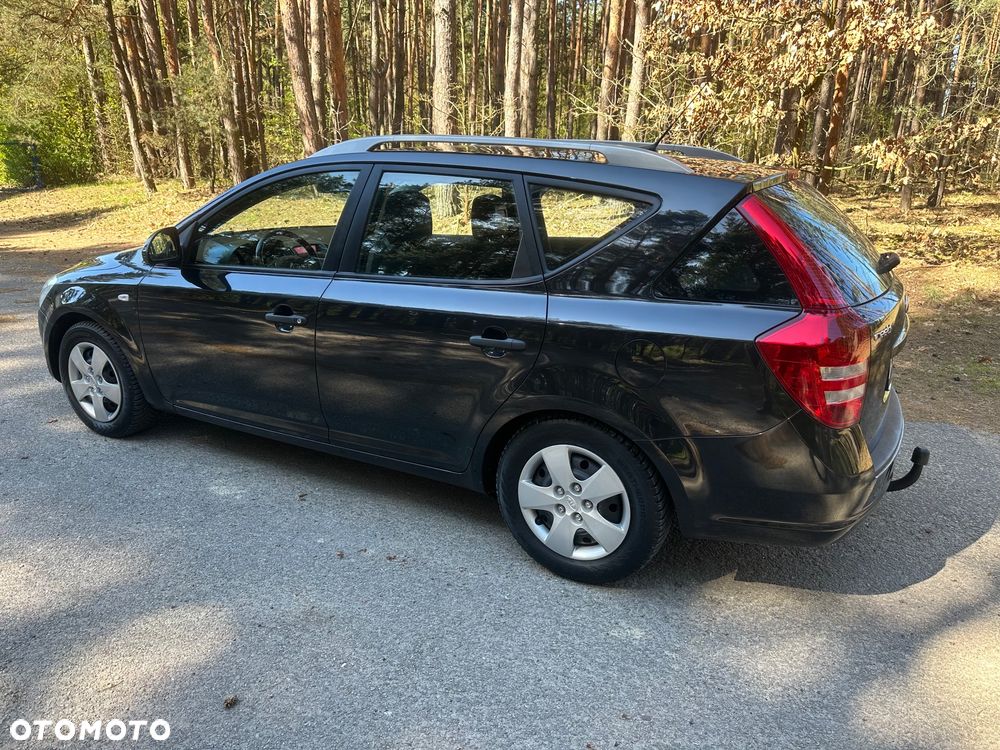 Kia Ceed 1.4 CVVT LX - 21