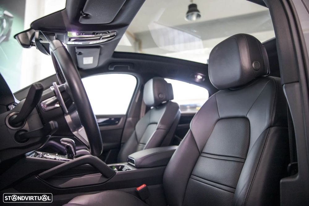 Porsche Cayenne Coupé - 11