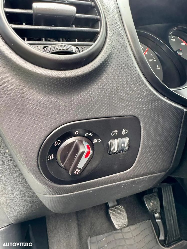 Seat Leon ST 1.6 TDI Reference - 13