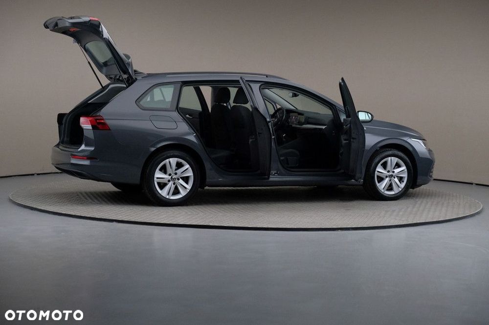 Volkswagen Golf VIII 1.5 TSI Life - 6