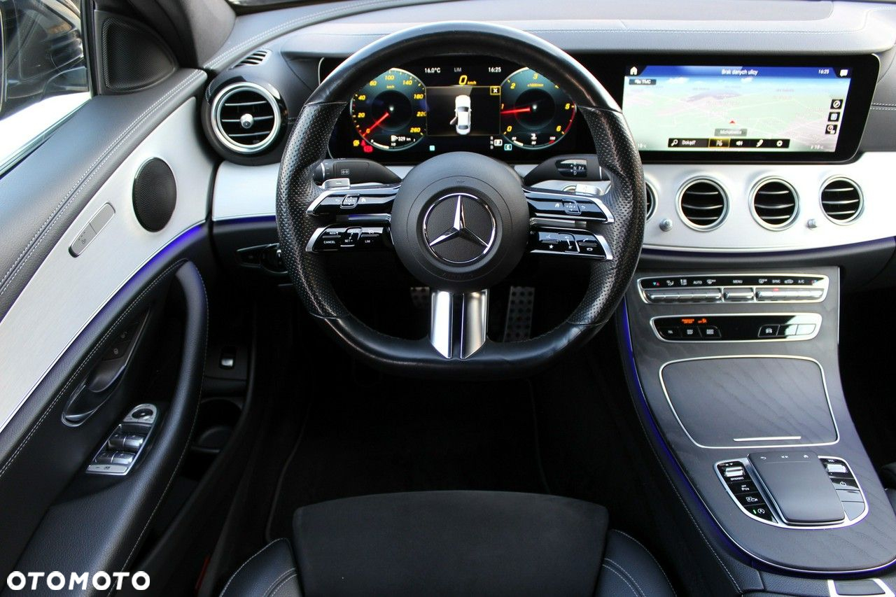 Mercedes-Benz Klasa E 220 d 4-Matic AMG/Avantgarde - 12