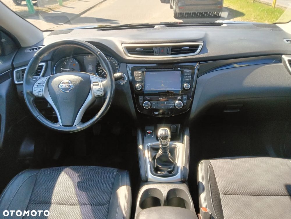 Nissan Qashqai 1.6 DCi ALL-MODE 4x4i ACENTA - 8