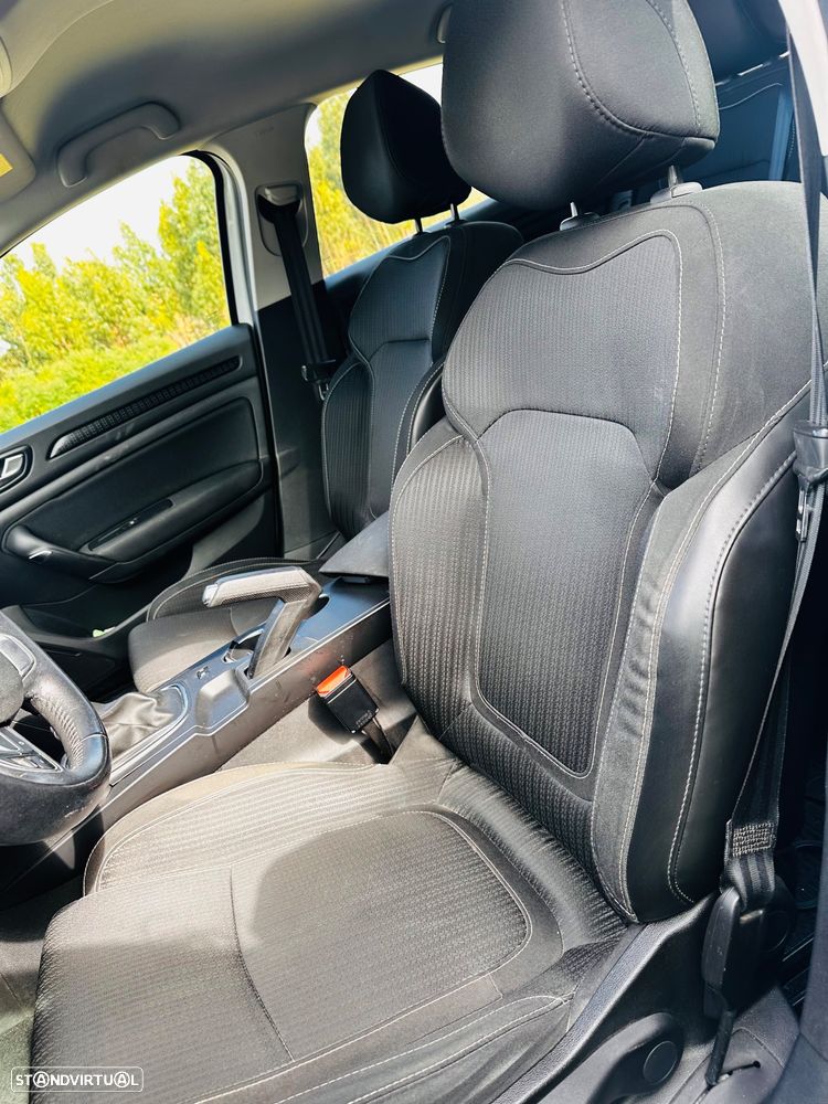 Renault Mégane 1.5 dCi Zen - 14