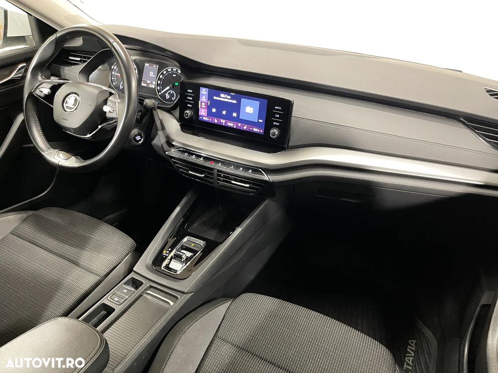 Skoda Octavia 2.0 TDI DSG Ambition - 9