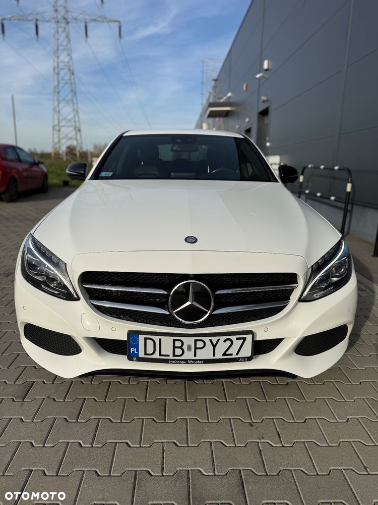 Mercedes-Benz Klasa C 300 7G-TRONIC - 2