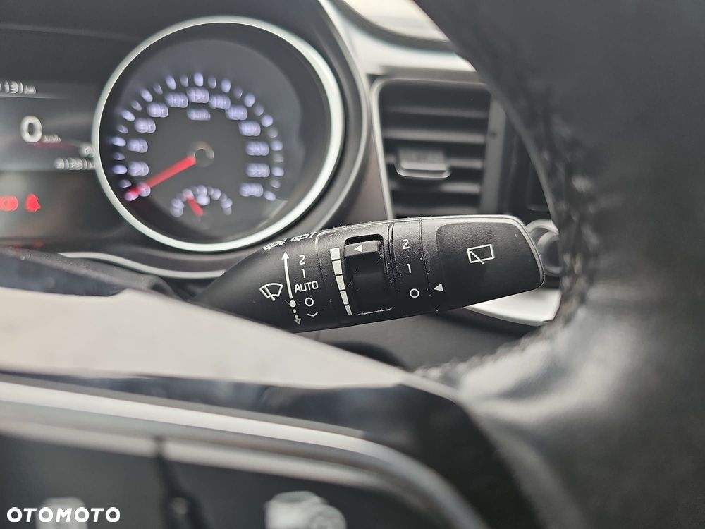 Kia XCeed 1.5 T-GDI M - 23