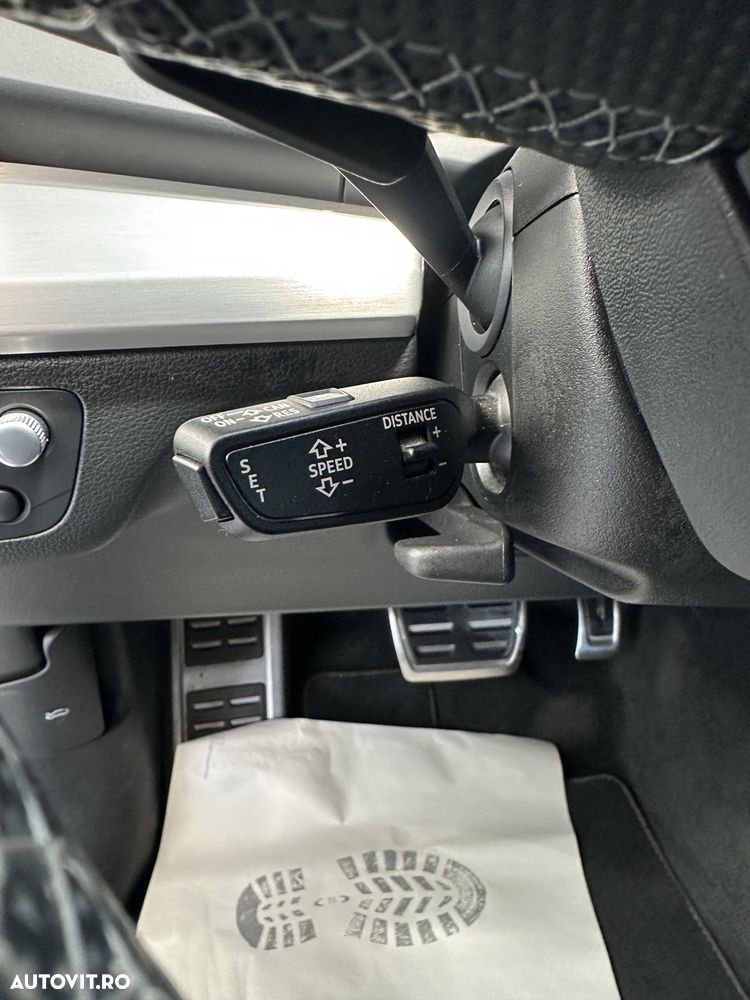 Audi Q5 40 TDI quattro S tronic S line - 35