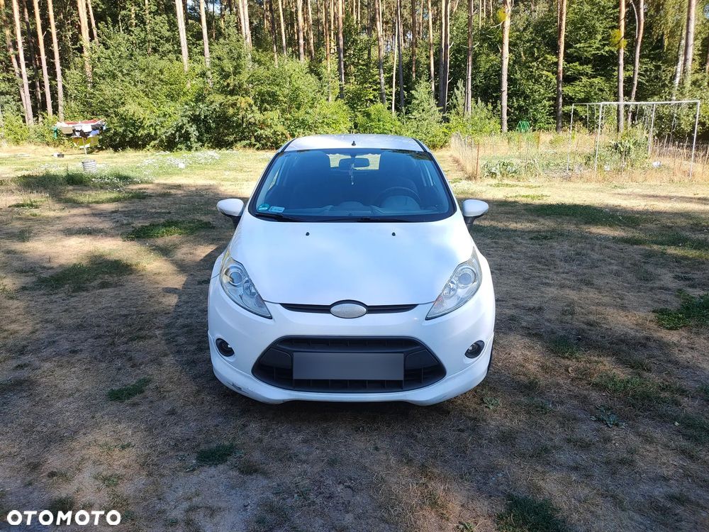 Ford Fiesta - 8