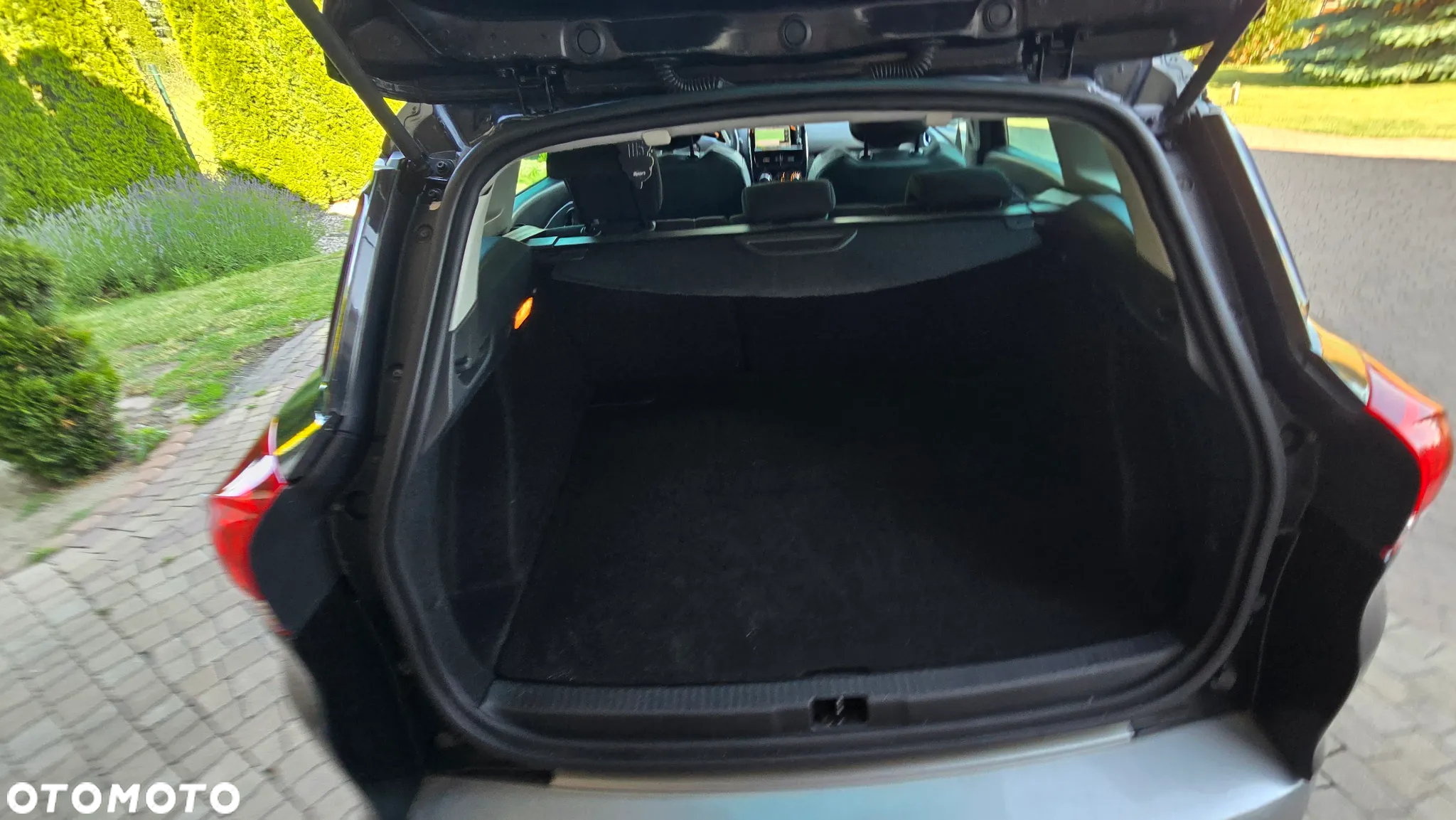 Renault Clio Grandtour TCe 120 EDC GT - 37