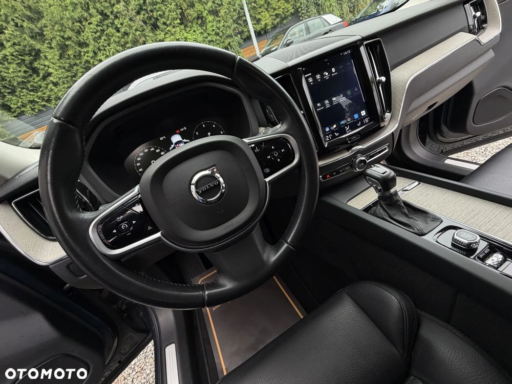 Volvo XC 60 D4 AWD Geartronic Inscription - 32