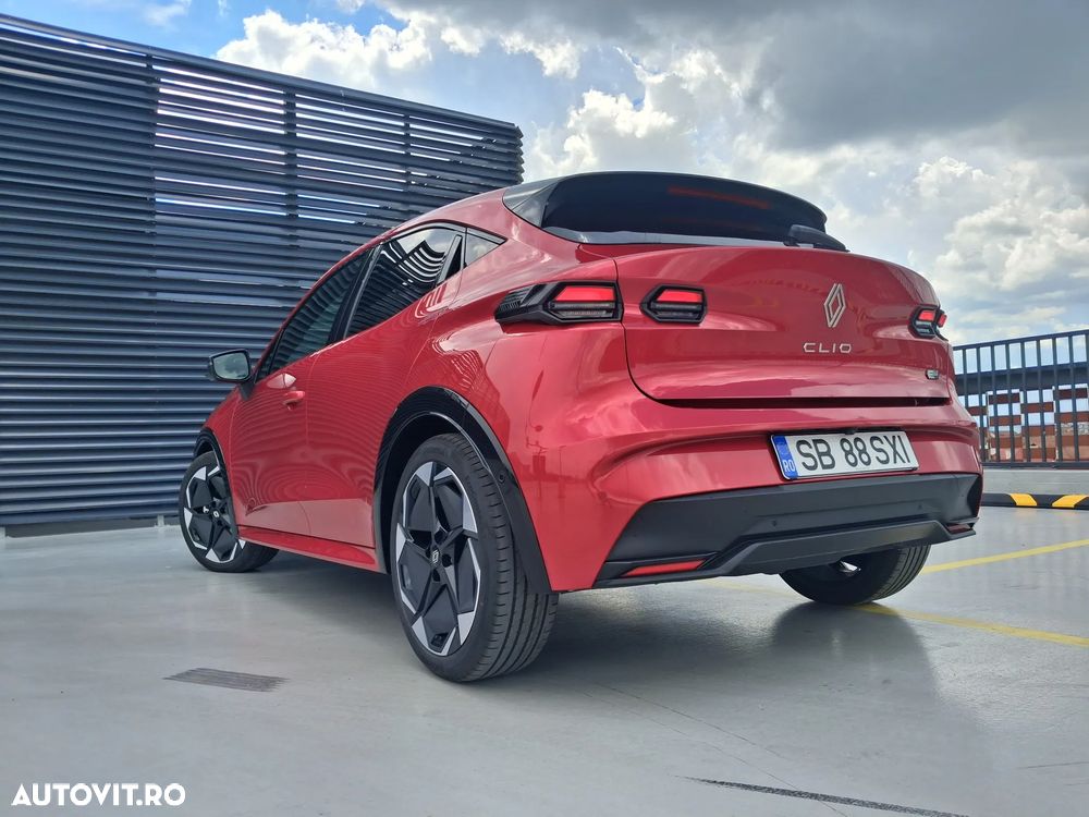 Renault Clio VI E-Tech 160 HEV Techno - 2