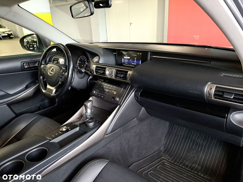 Lexus IS 250 Elite - 16
