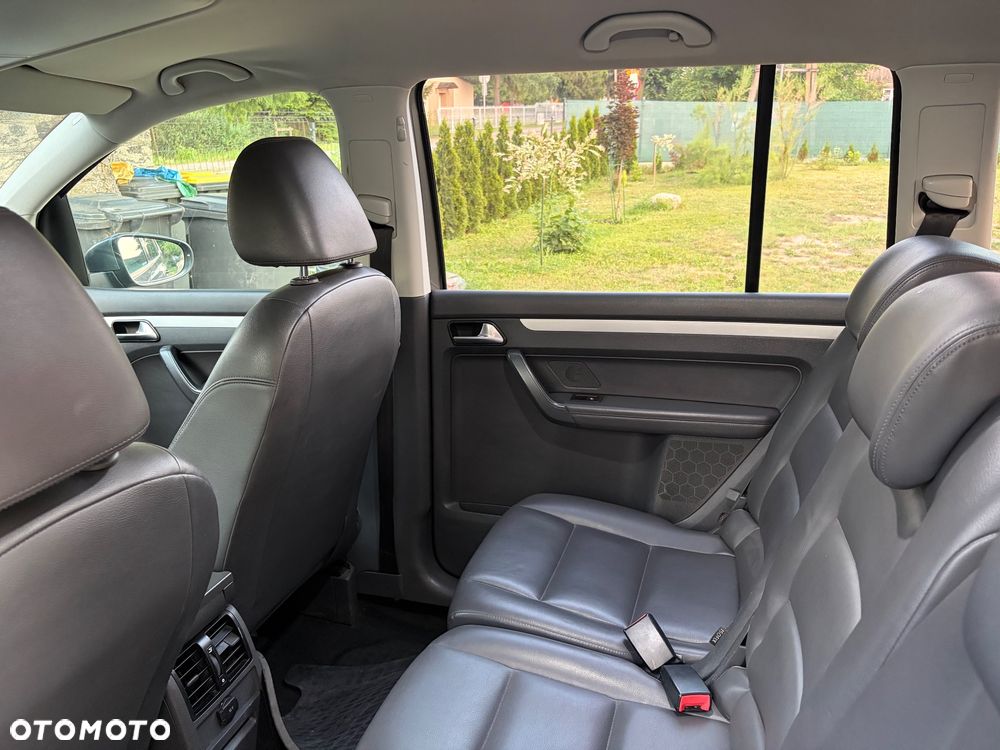 Volkswagen Touran 1.4 TSI EcoFuel DSG Comfortline - 18