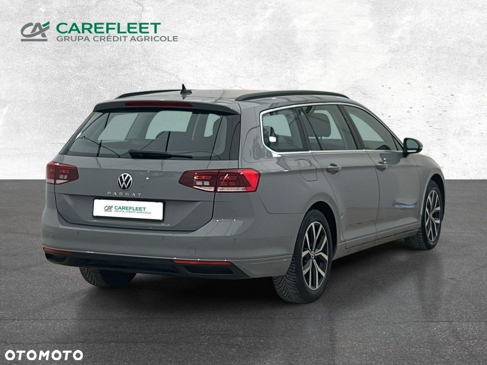 Volkswagen Passat - 6