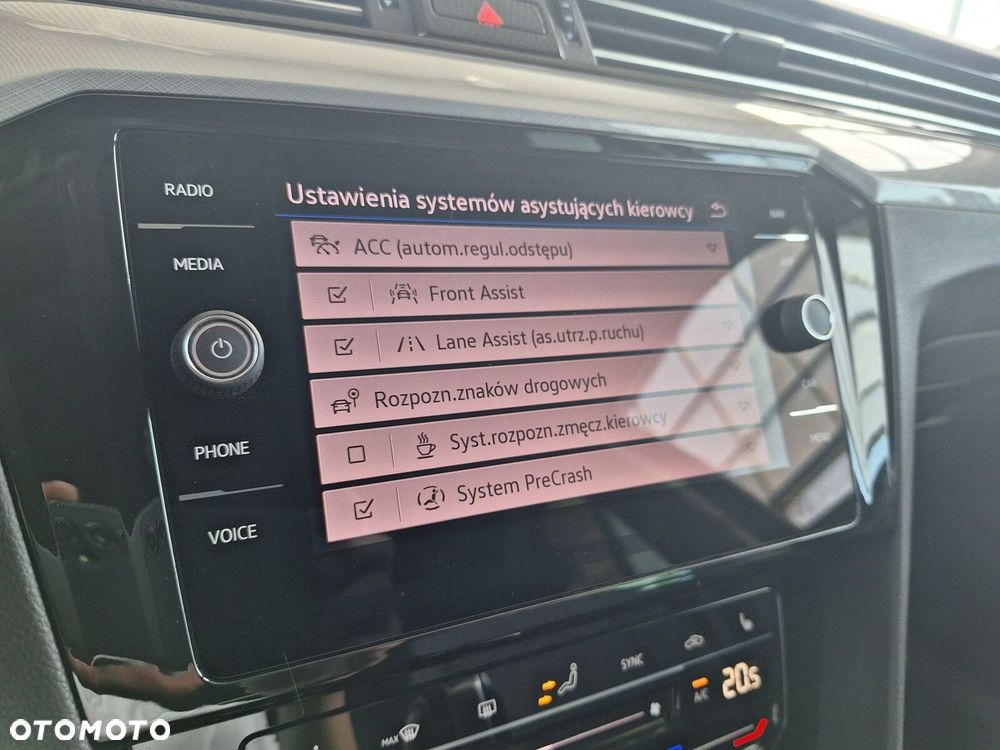 Volkswagen Passat Variant 2.0 TDI EVO Business DSG - 29