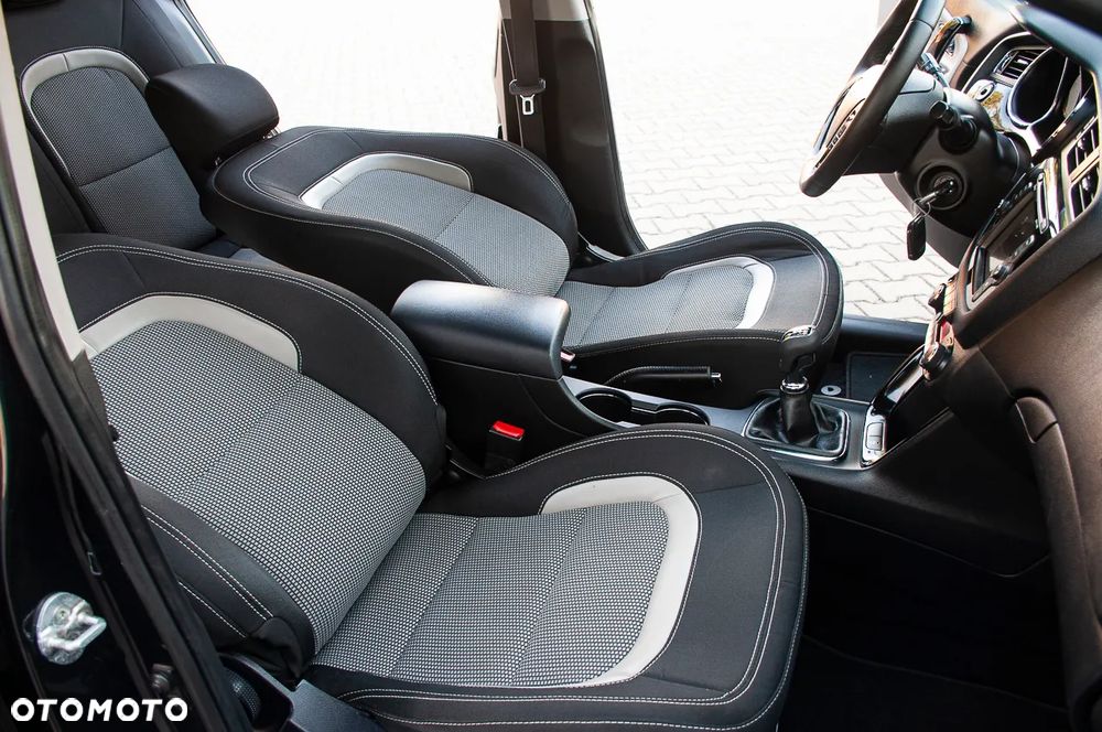 Kia Ceed 1.6 CRDi 128 ISG Dream Team Edition - 28