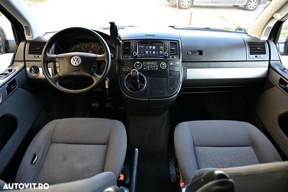 Volkswagen Multivan - 7