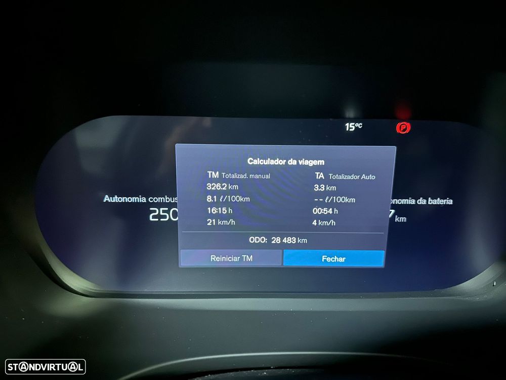 Volvo XC 60 2.0 T6 PHEV R-Design AWD - 18