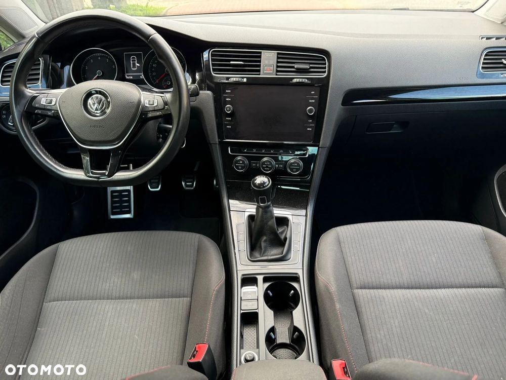 Volkswagen Golf 1.0 TSI Join - 16