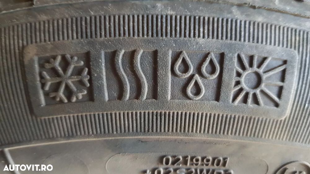 Ford Focus 1.0 EcoBoost Titanium - 23