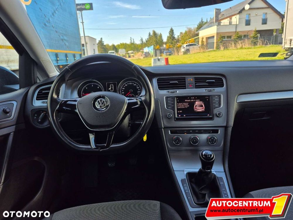 Volkswagen Golf - 15