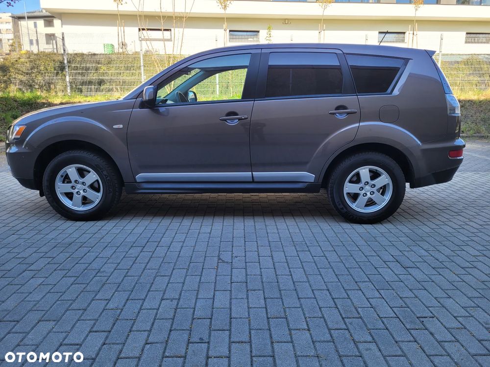 Mitsubishi Outlander 2.0 2WD Edition - 9