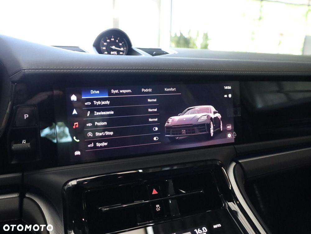 Porsche Panamera - 25