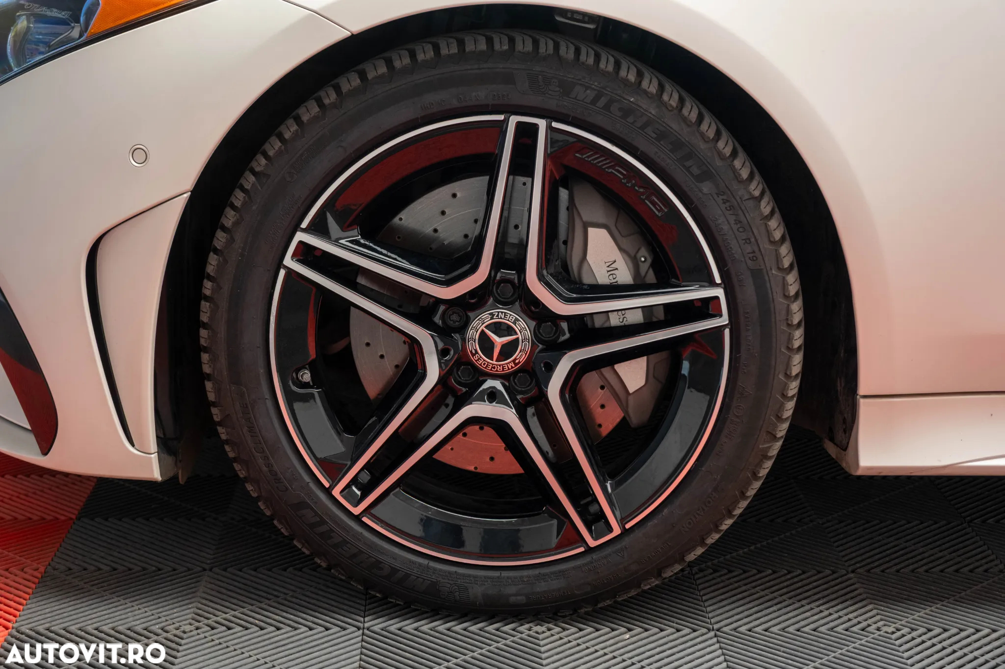 Mercedes-Benz CLS 450 4Matic 9G-TRONIC AMG Line - 12