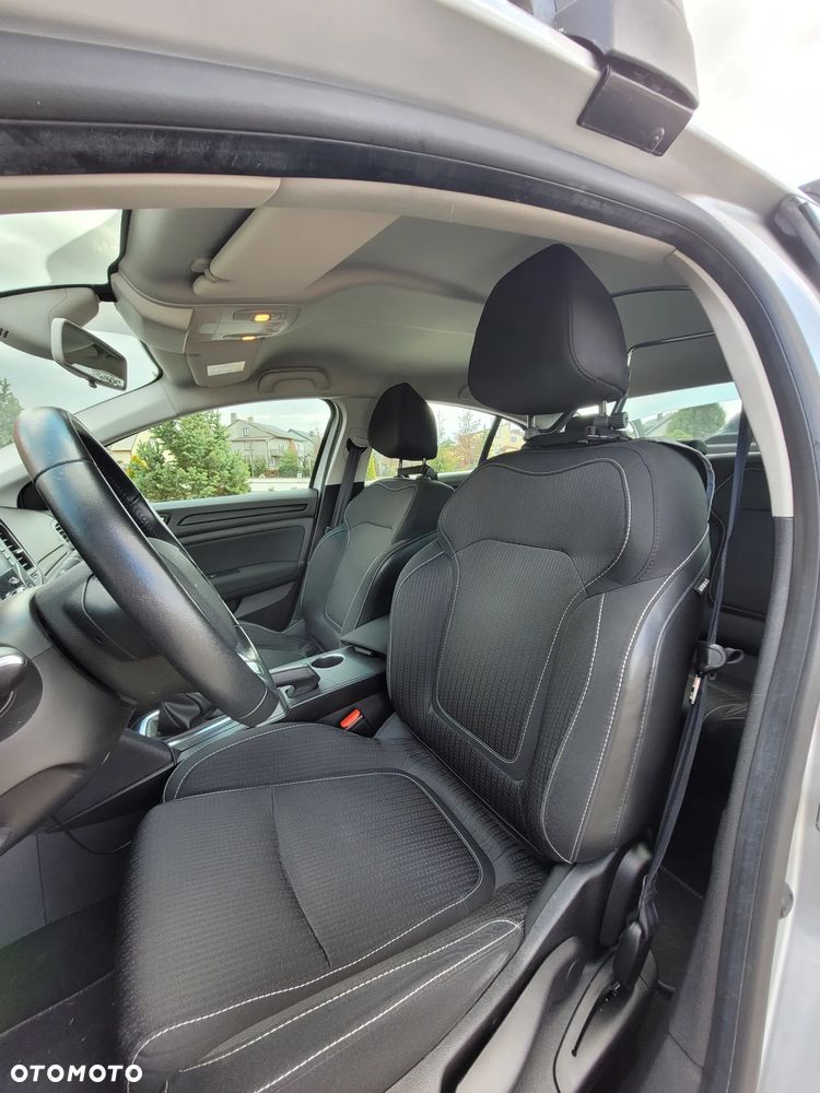 Renault Megane 1.6 SCe Zen - 20