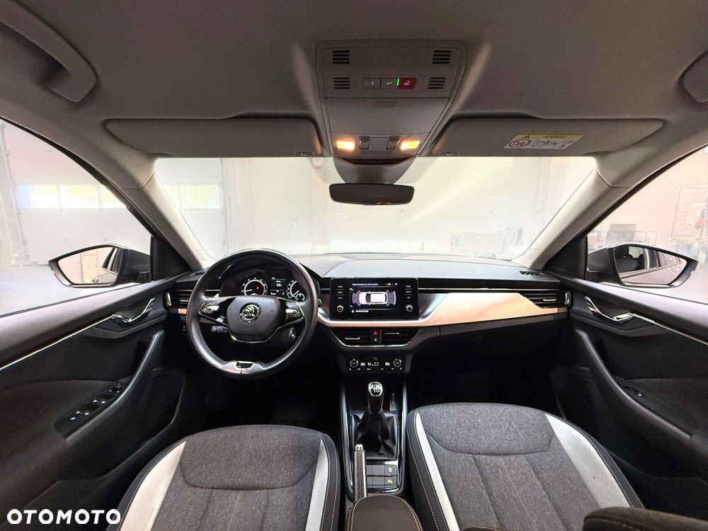Skoda Kamiq 1.0 TSI Style - 27