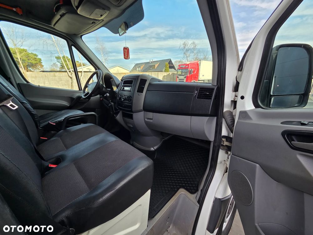 Volkswagen Crafter - 16