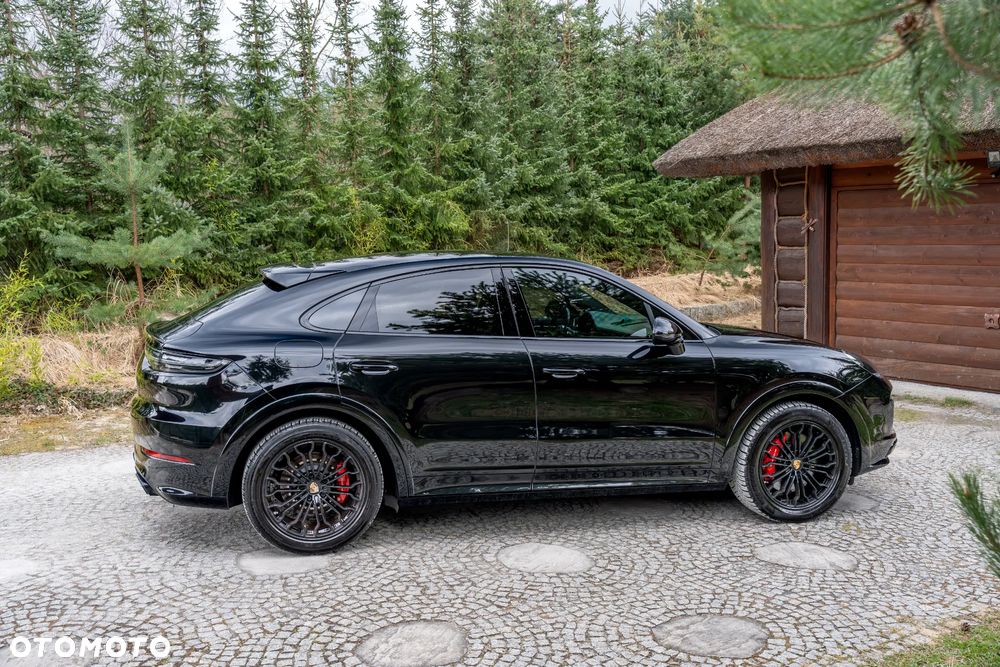 Porsche Cayenne GTS - 8