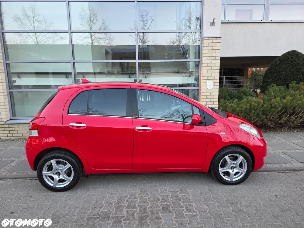 Toyota Yaris - 8
