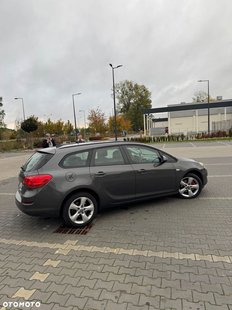 Opel Astra - 8