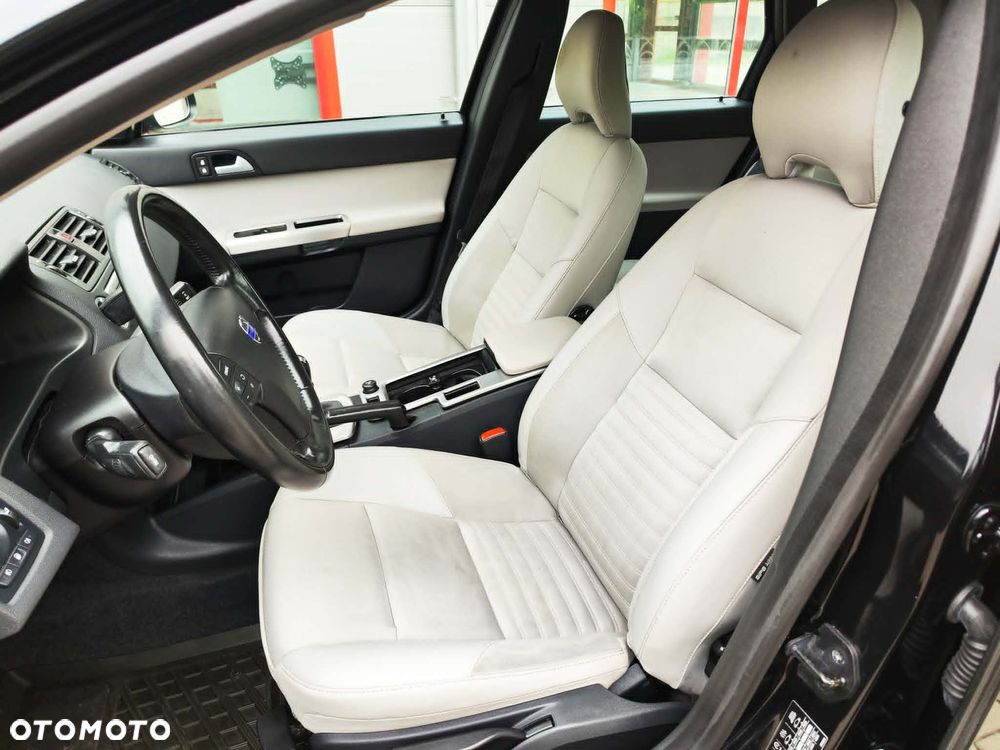 Volvo V50 2.0 Summum - 26