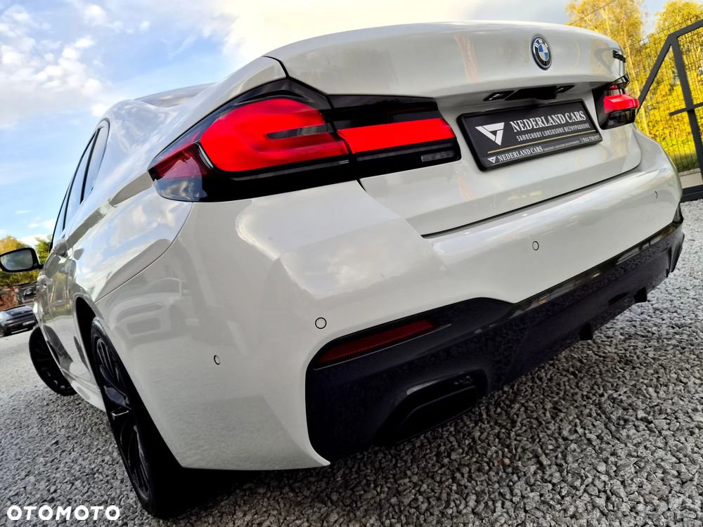 BMW Seria 5 520e M Sport sport - 8