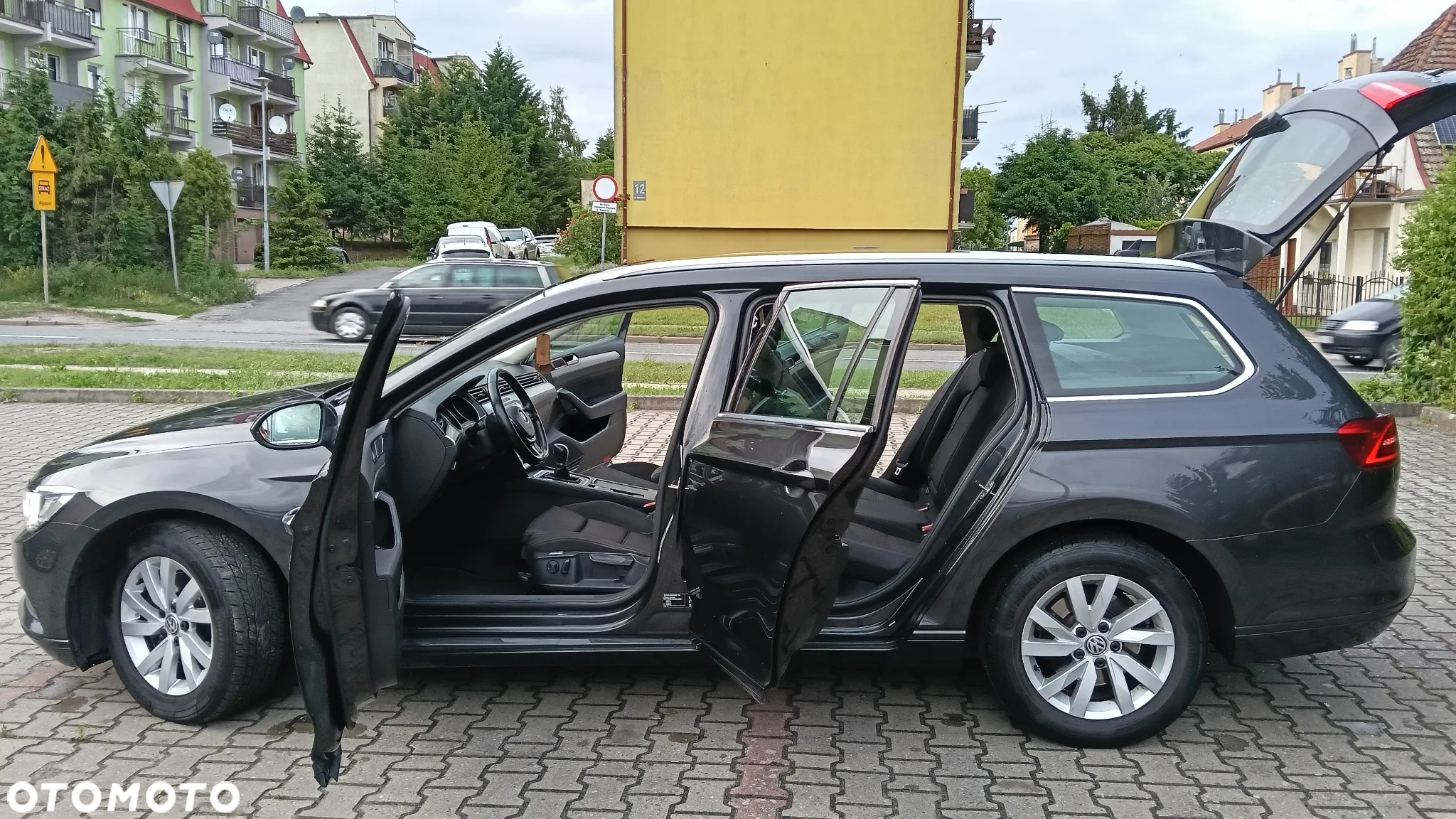 Volkswagen Passat 2.0 TDI BMT Comfortline DSG - 3
