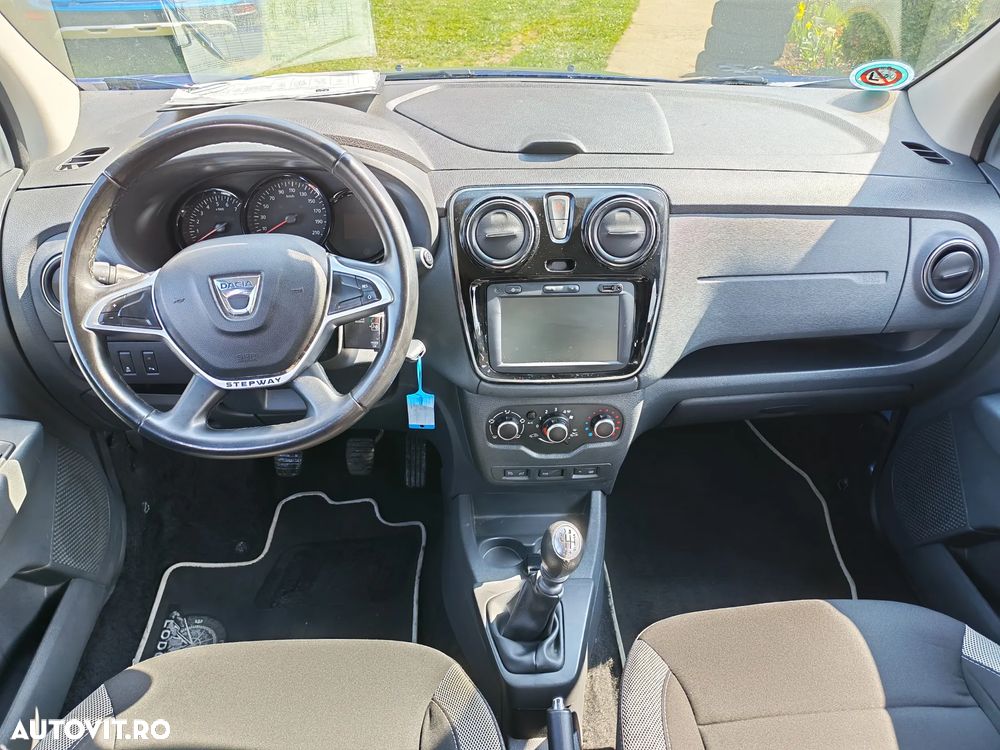 Dacia Lodgy TCe 130 GPF (7-Sitzer) Stepway - 28